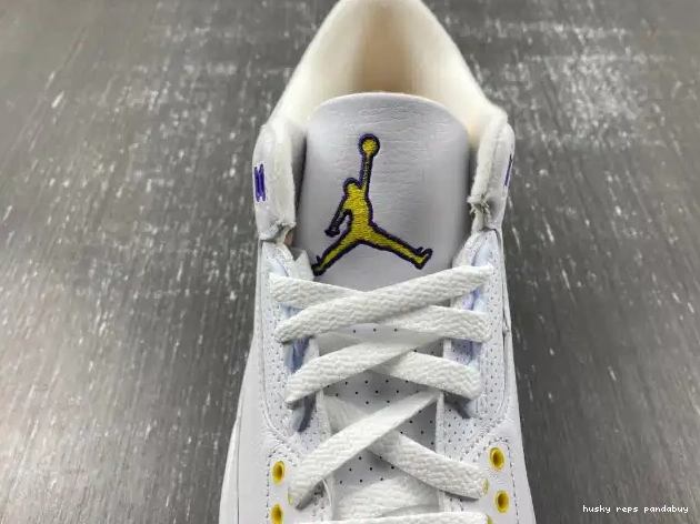 Rep Husky Kobe Bryant Jordan Retro PE 869802-907 3 0403